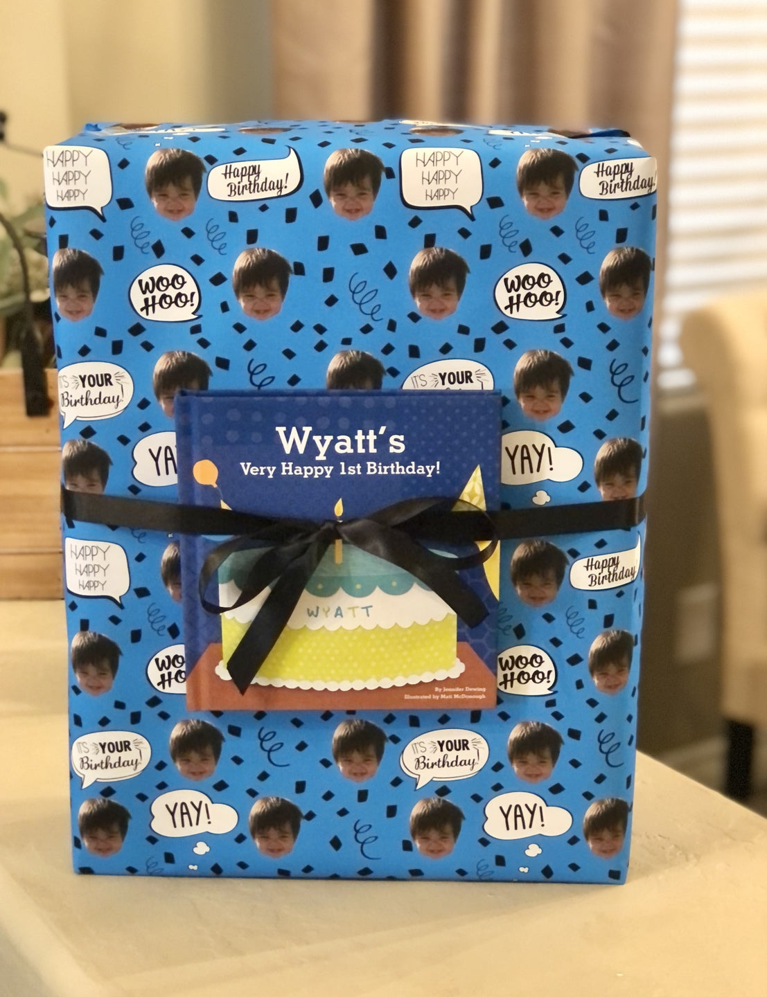 Blue Birthday Confetti Gift Wrap