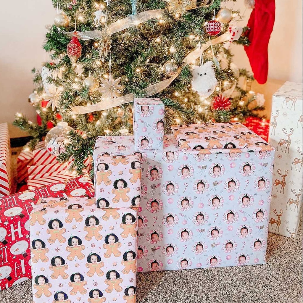 Classy Christmas Wreath™ Gift Wrap